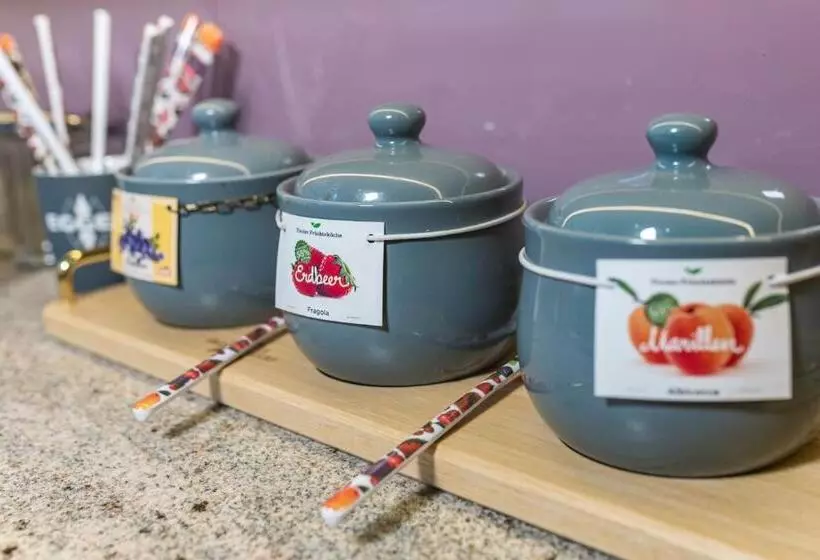 ベッドアンドブレックファースト Pension Zimpasser