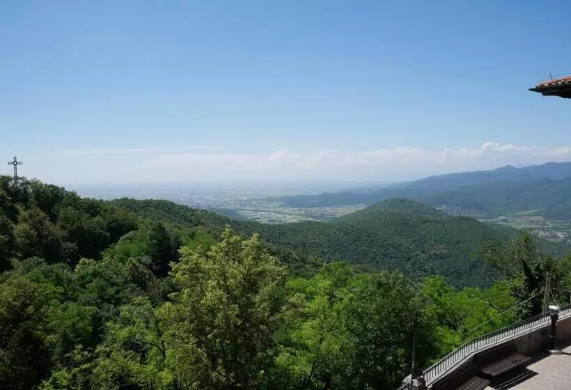 Hotelli B&b Casa Del Pellegrino   Castelmonte