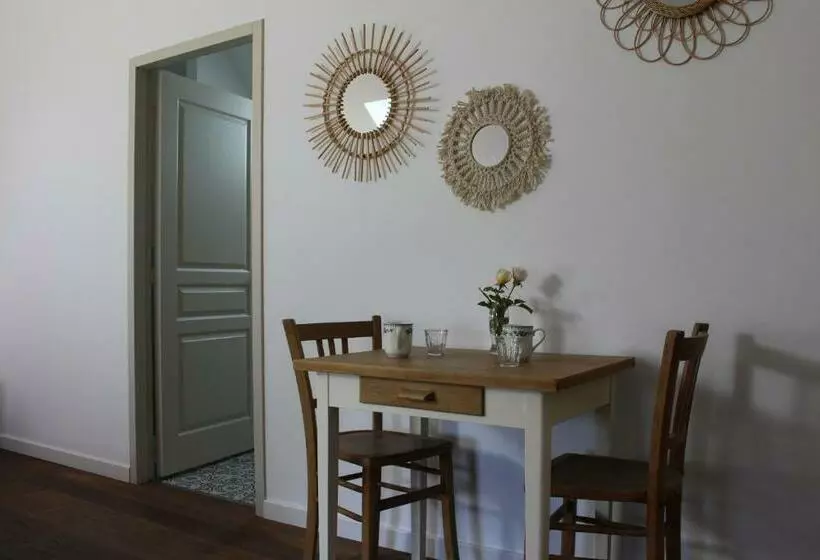 ペンション Le Domaine Du Petit Tertre   Spa En Exterieur
