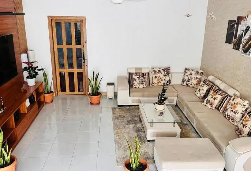 پانسیون Muladdu Inn
