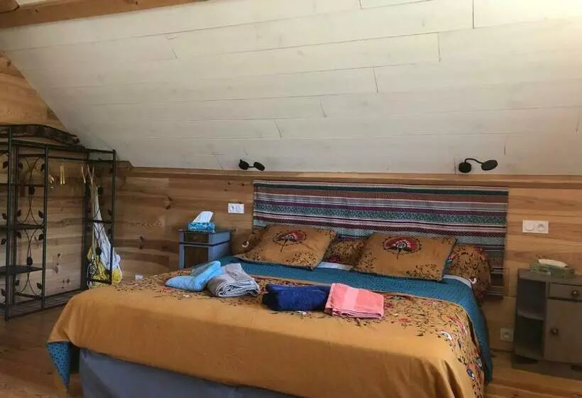 Aamiaismajoitus (B&B) Chambre D Hôtes   Eco Gîte La Grange
