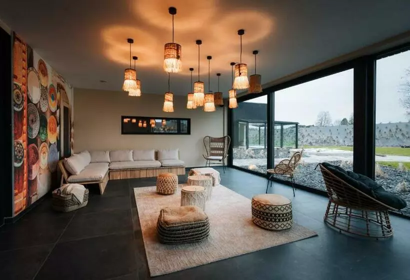 Hotelli Domaine Des Thermes