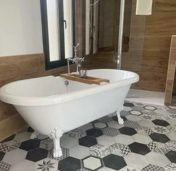 ホテル Les Lodges Du Quereux