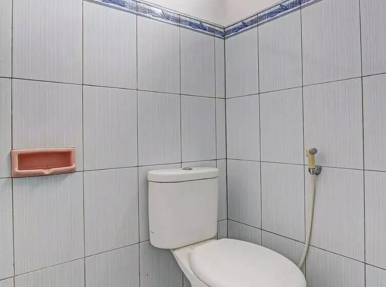 Hotelli Oyo 91748 Wisma Pkpri Purworejo