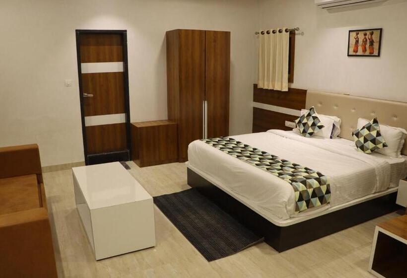 فندق Shree Govindam Inn