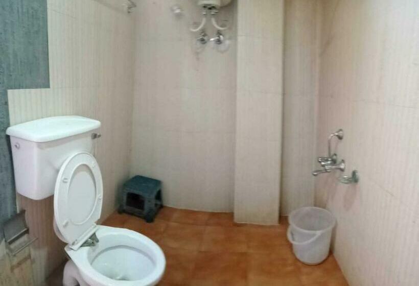 Hotelli Spot On 93090  Rudra