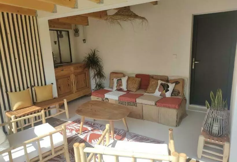 Majatalo Chambre Avec Entrée Indépendante