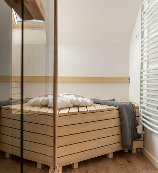 Pensionat Kapocs Apartmanház