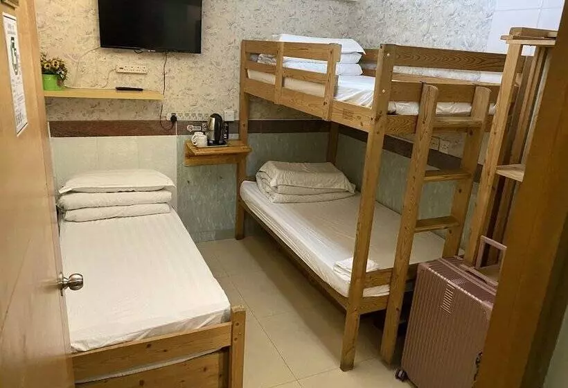 هاستل Geohome Holiday