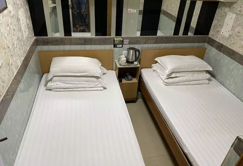 هاستل Geohome Holiday