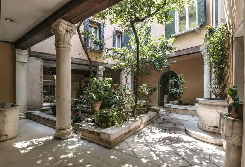 Aamiaismajoitus (B&B) Maison de Charme Balbi