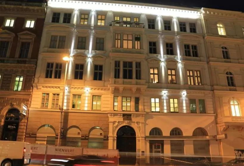 Getreidemarkt 10 Serviced Apartments  Contactless Checkin