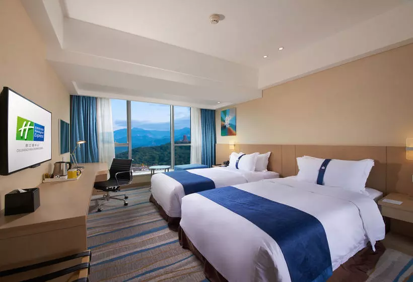 בית מלון כפרי Holiday Inn Express Dujiangyan Downtown