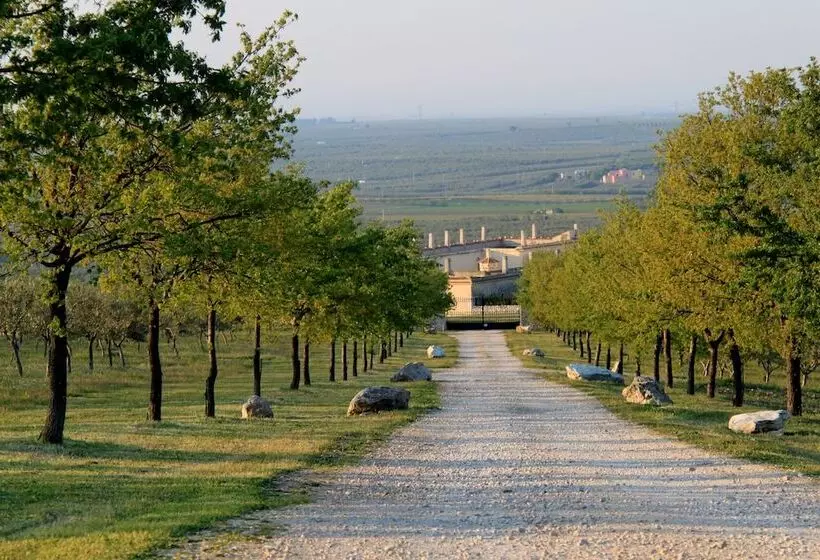 هتل Lama Di Luna Biomasseria