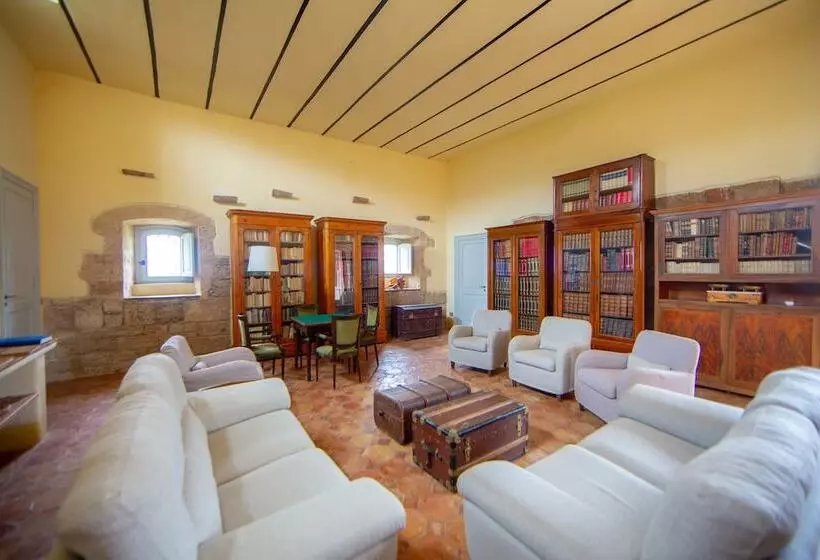 هتل Lama Di Luna Biomasseria