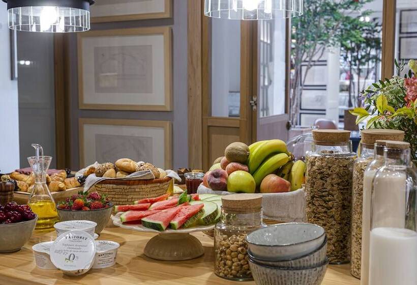 هتل Margot House Barcelona