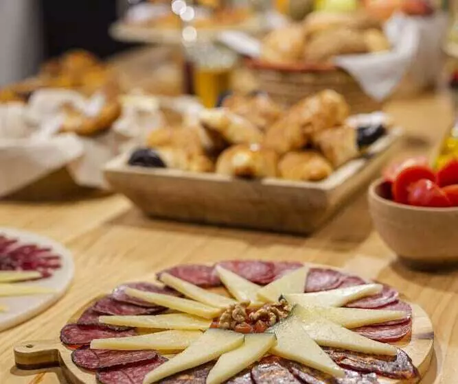 Отель Margot House Barcelona