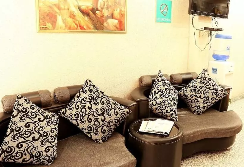 酒店 Oyo Rooms Airport Gate No 2