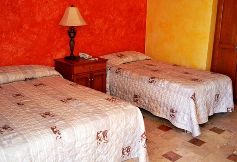 Отель Playa Del Sol