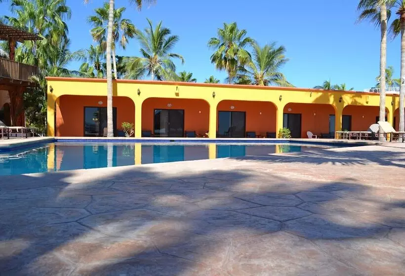 בית מלון כפרי Playa Del Sol