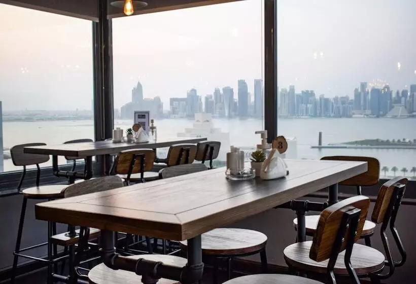 هتل Saraya Corniche