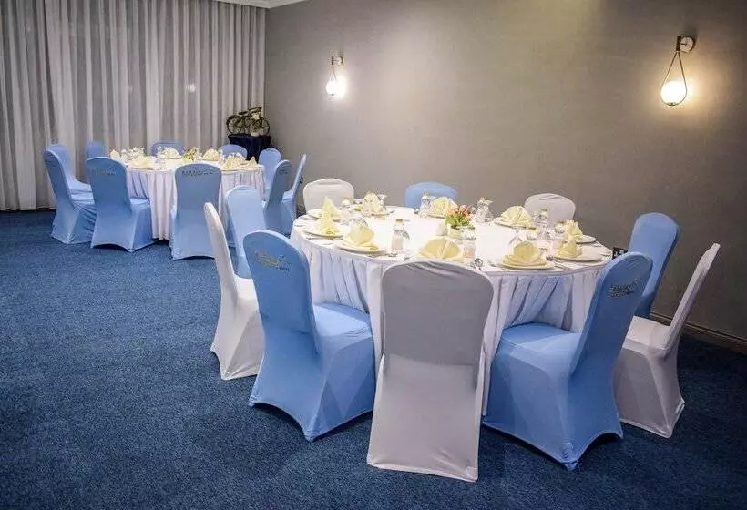 هتل Saraya Corniche