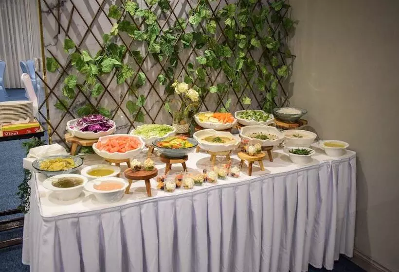 هتل Saraya Corniche