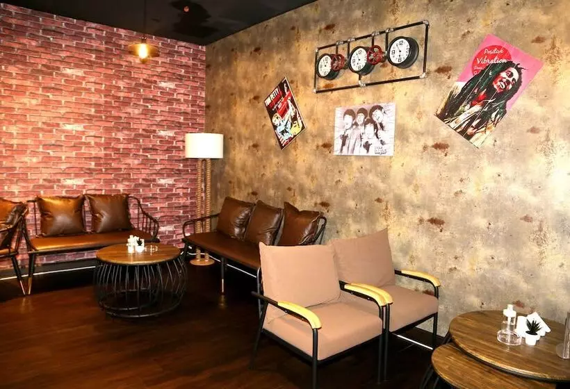 هتل Saraya Corniche