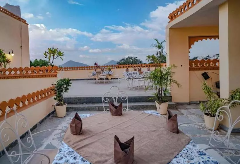 Hotel The Lavitra Udaipur