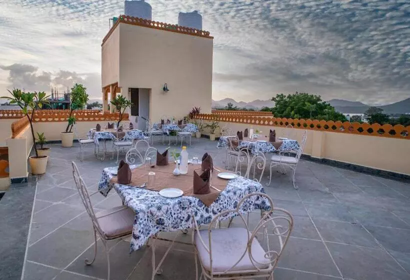 Hotel The Lavitra Udaipur