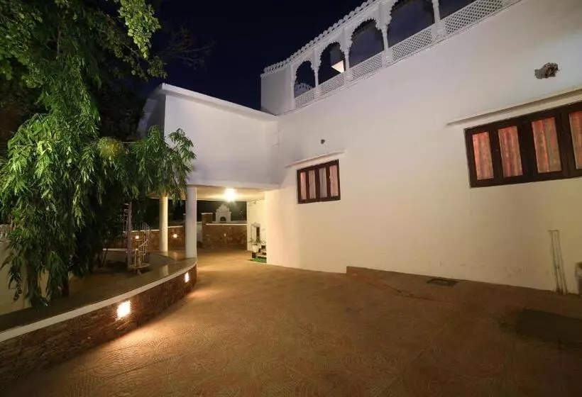 Hotel The Lavitra Udaipur