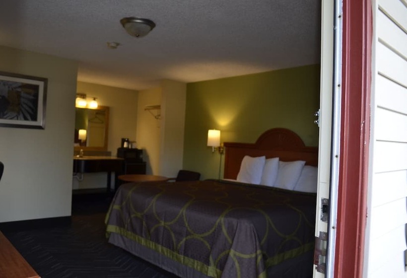 فندق على الطريق Budget Inn Williamsville