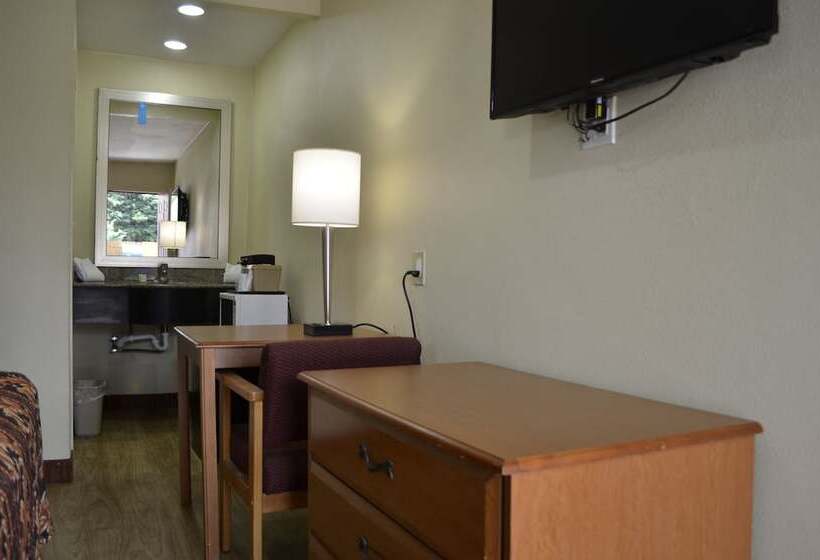 فندق على الطريق Budget Inn Williamsville