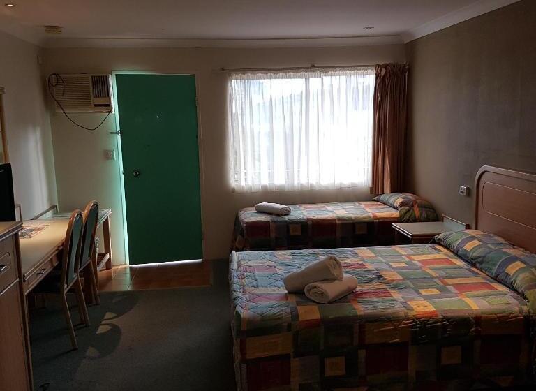 فندق على الطريق Chelsea Motor Inn