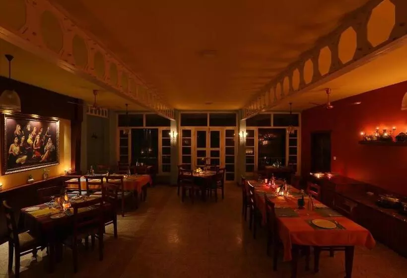 리조트 Spicetree Munnar