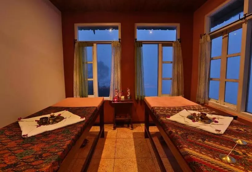 리조트 Spicetree Munnar