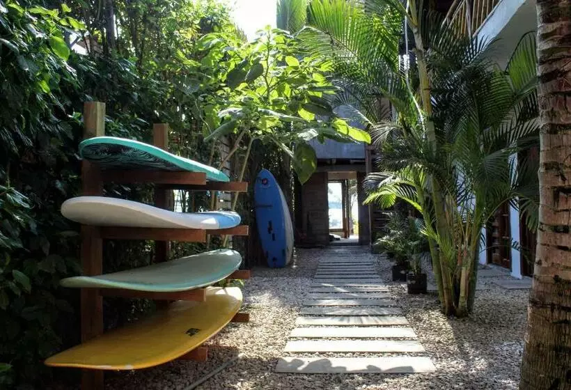 ユースホステル Aloha Rooms