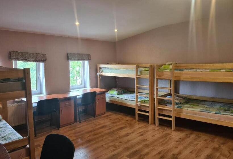هاستل Liela Guest Apartament