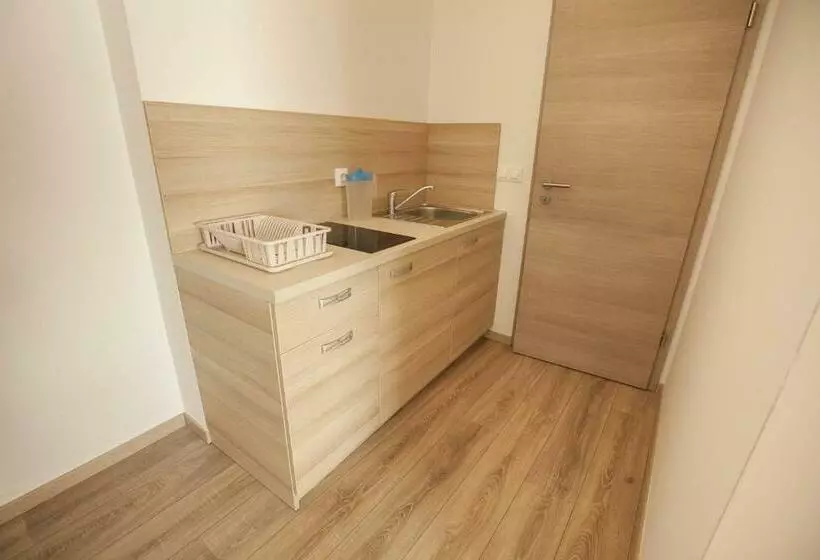 تختخواب و صبحانه Sweet Dreams Rooms And Apartments Postojna