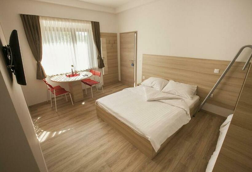 تختخواب و صبحانه Sweet Dreams Rooms And Apartments Postojna