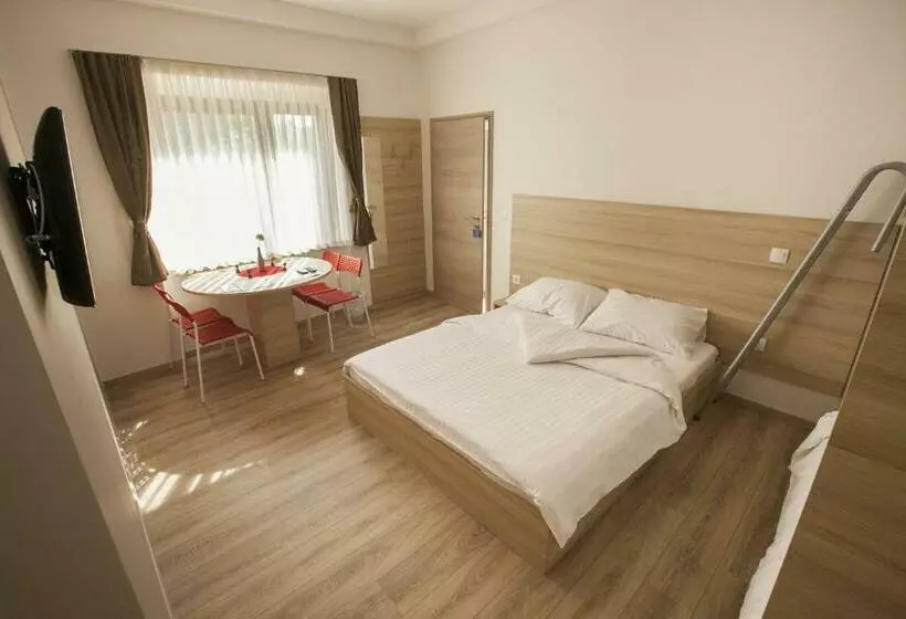 تختخواب و صبحانه Sweet Dreams Rooms And Apartments Postojna