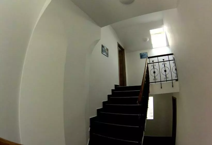 تختخواب و صبحانه Sweet Dreams Rooms And Apartments Postojna