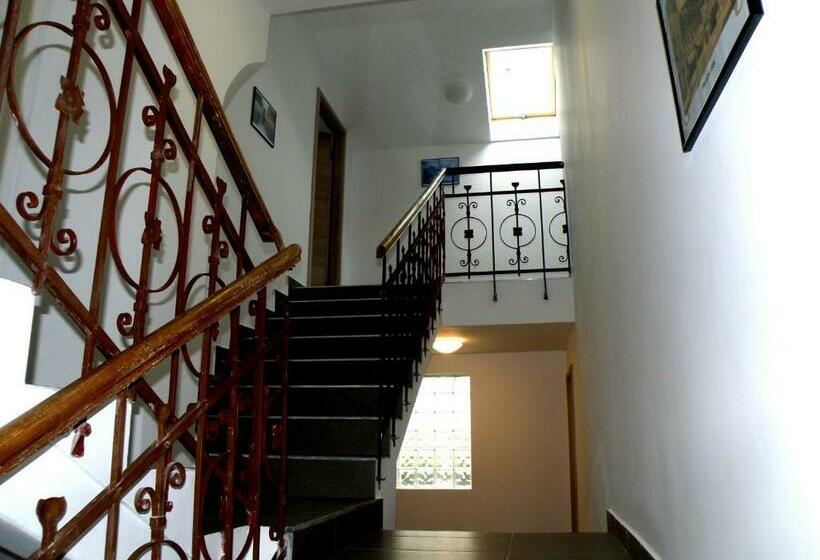 تختخواب و صبحانه Sweet Dreams Rooms And Apartments Postojna