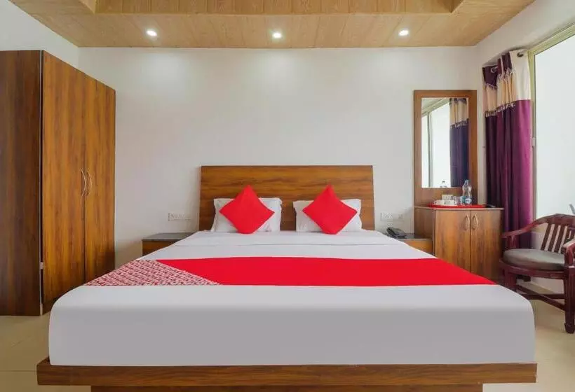 هتل Fabexpress Kalsia Home Stay
