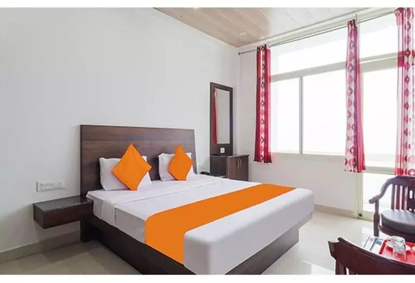 هتل Fabexpress Kalsia Home Stay