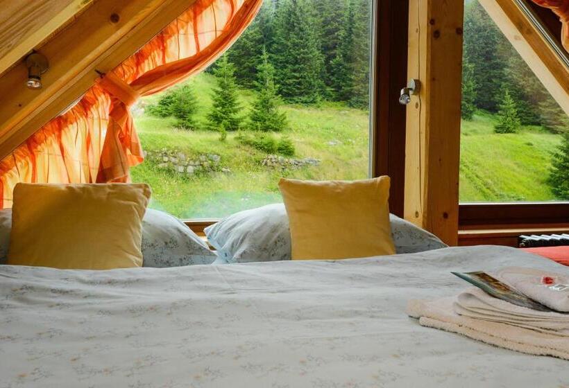 פנסיון Resort Sv. František Josefova Bouda