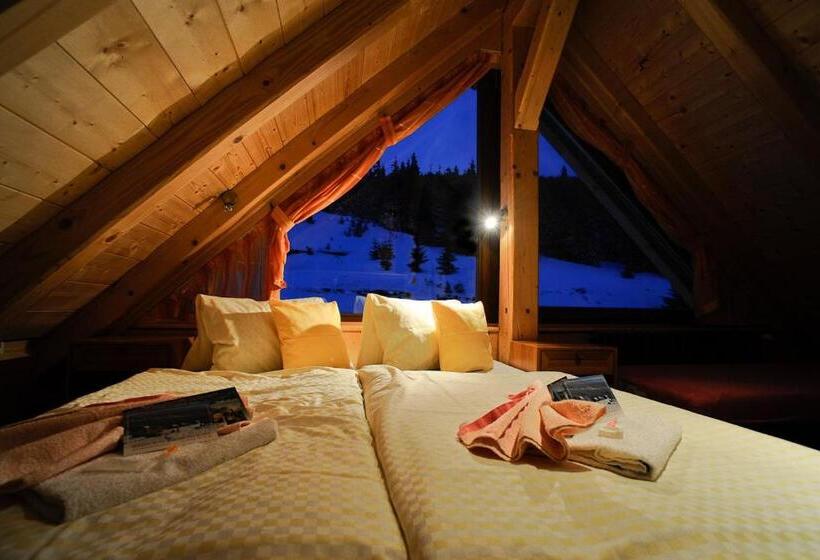 פנסיון Resort Sv. František Josefova Bouda