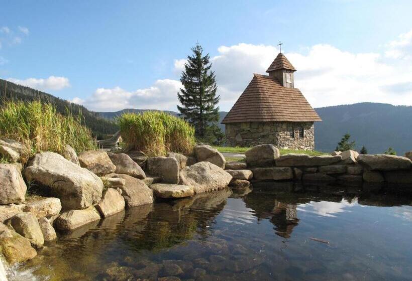 פנסיון Resort Sv. František Josefova Bouda