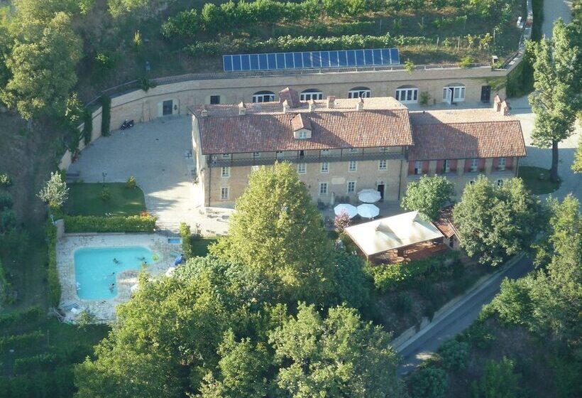 فندق Agrisuite Le Querce Del Vareglio