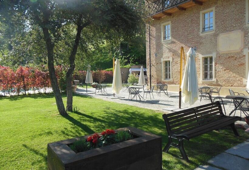 فندق Agrisuite Le Querce Del Vareglio